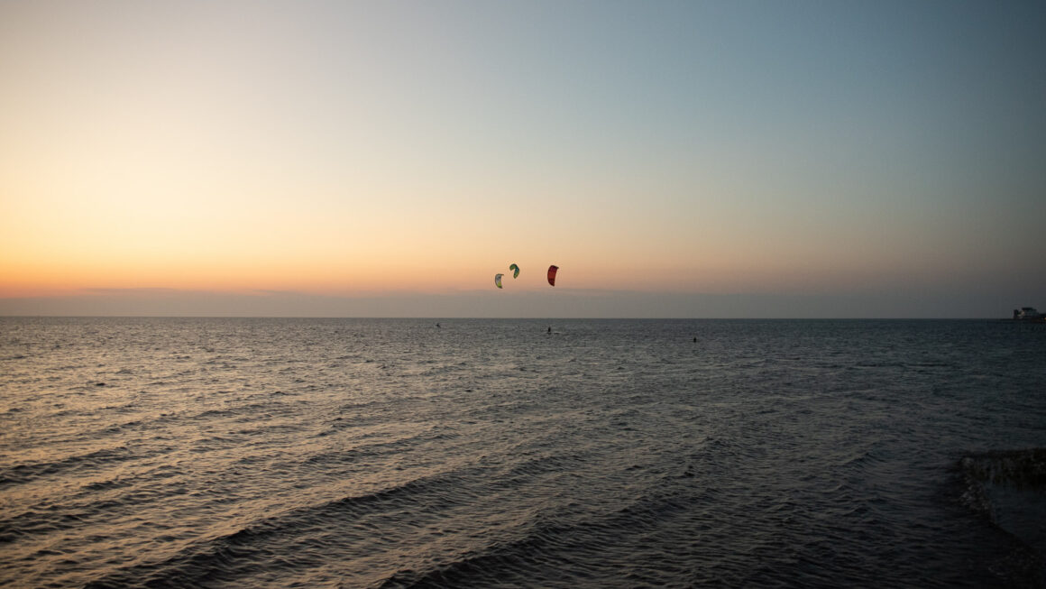 What Are the First Steps in Kiteboarding?